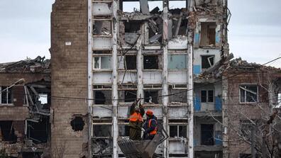 crumbled building ukraine