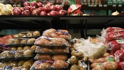 supermarket food 
