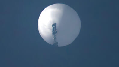 Chinese surveillance balloon. Photo by Creative Commons. 