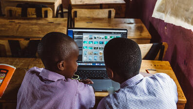 Children learning. Photo by Creative Commons. 