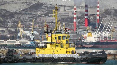Image of a shipping port