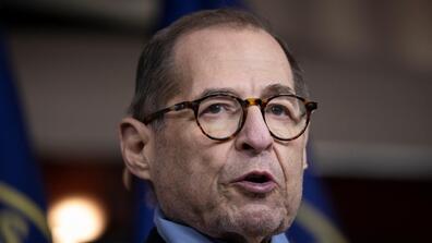 jerry nadler giving a speech 