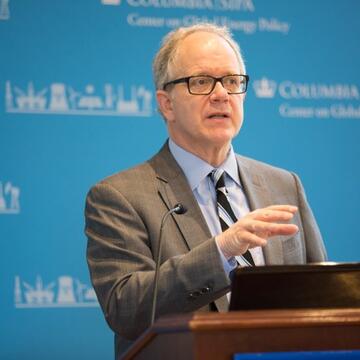 SIPA Faculty-Jonathan Elkind