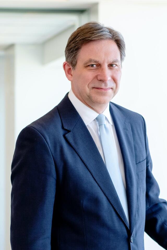 Alan Taylor portrait.